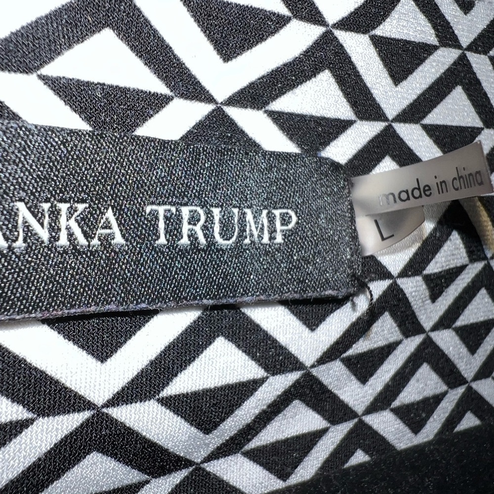 Ivanka Trump Sleeveless Blouse Top, Large - Picture 6 of 10